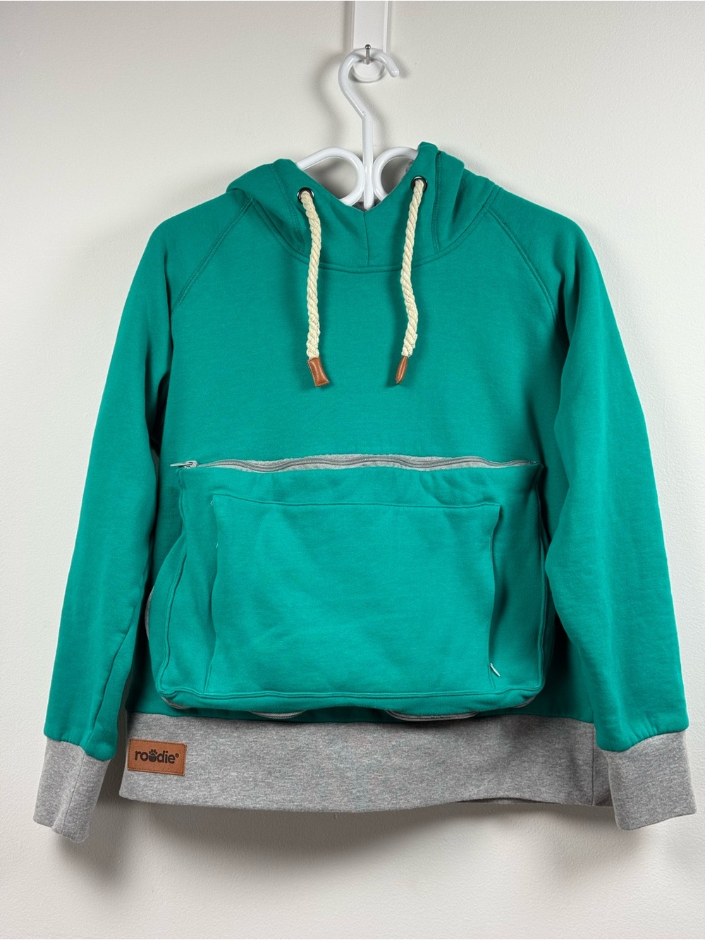 Roodie pet pouch carrier women teal hoodie size Medium
